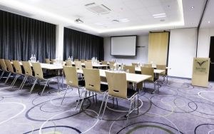 cheap flights from cape town to london september 2018 - hotel verde conference room